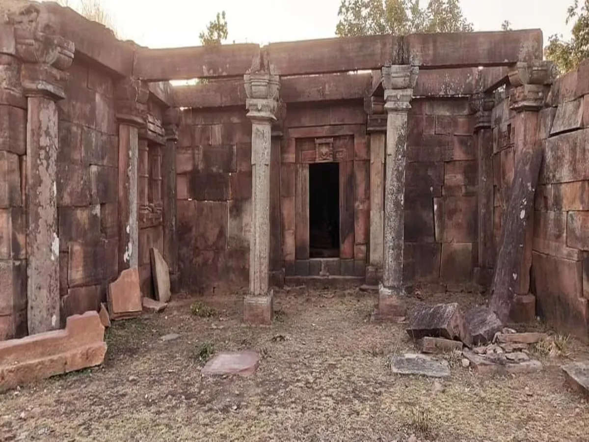 Madfa Fort Mahadev Mandir
